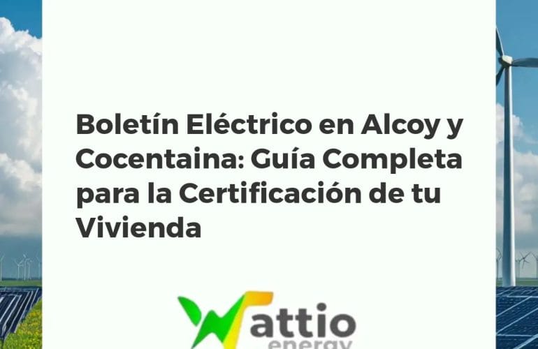 Electricista autorizado revisando cuadro eléctrico para emitir boletín en vivienda de Alcoy